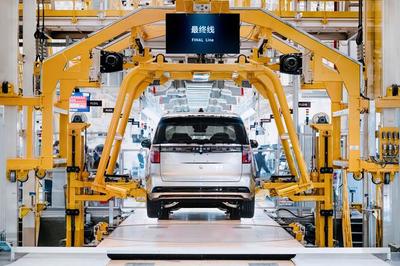 代碼筑綠洲 新京報(bào)零碳研究院2023年度綠色發(fā)展十大案例揭曉，軟件業(yè)成減排新引擎